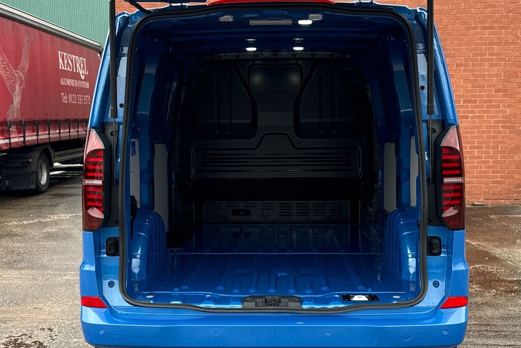Volkswagen Transporter 2.0 Tdi 150Ps Commerce Pro Van BG26EPO Blue #6