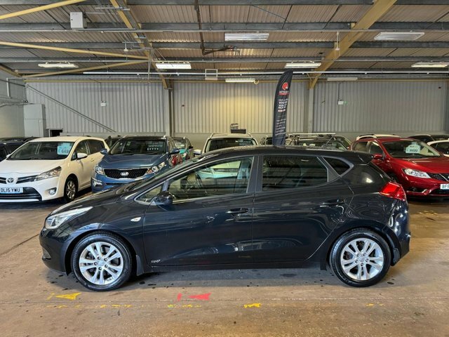 Kia Ceed Hatchback FN15TGE Black #3