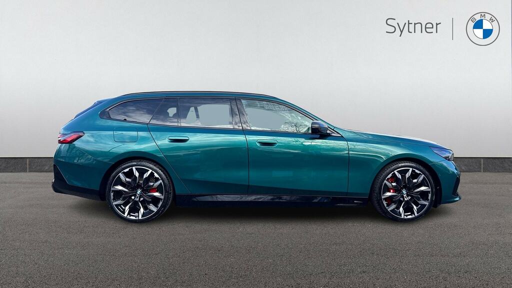 BMW i5 250Kw Edrive40 M Sport Pro 84Kwh Comf CE26OGU Green #3