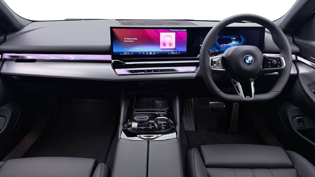 BMW i5 250Kw Edrive40 M Sport Pro 84Kwh YT26NWF Grey #4