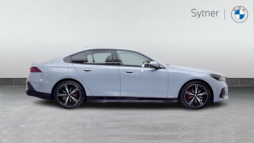 BMW i5 250Kw Edrive40 M Sport Pro 84Kwh YT26NWF Grey #3