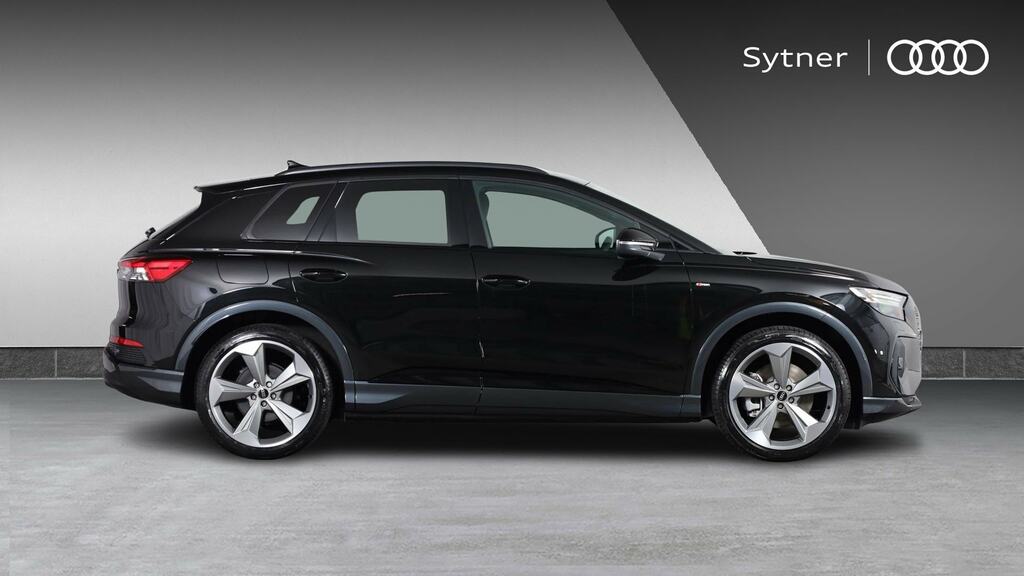 Audi Q4 E Tron 150Kw 40 63Kwh Black Edition Tech Pack FH75UHC Black #4