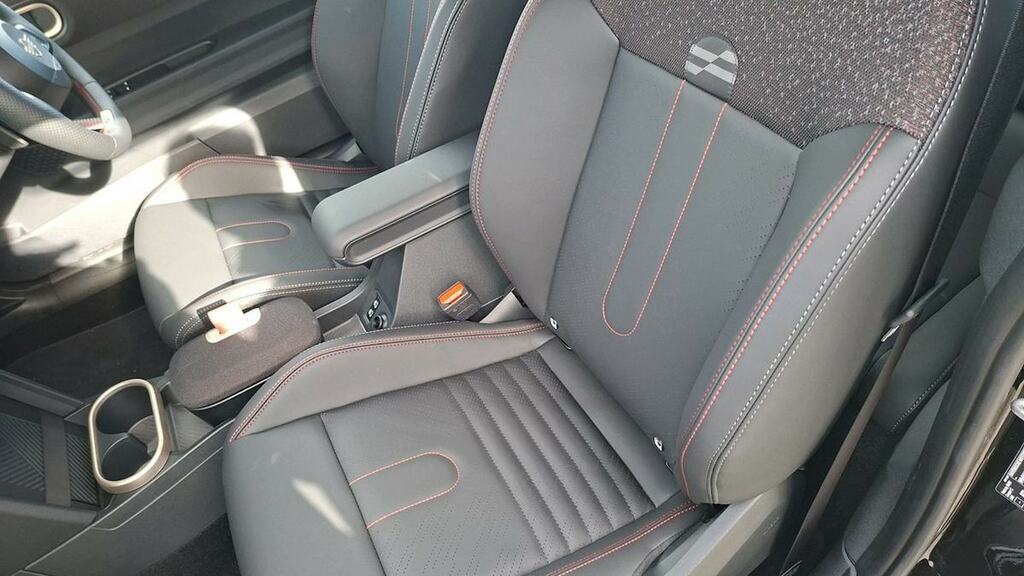 Mini Hatch 1.5 C Sport YK25PLL Black #5