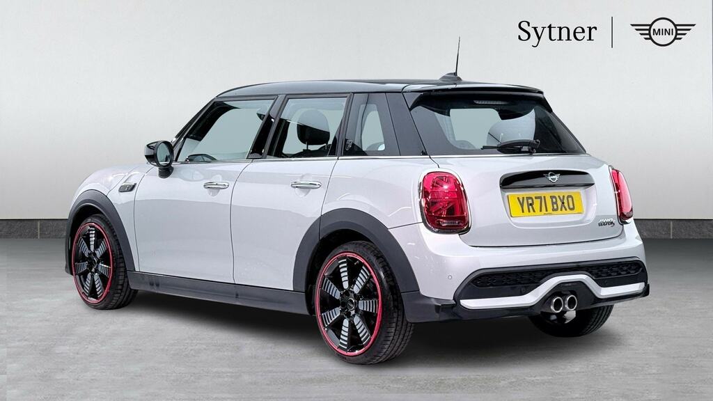 Mini Hatch 2.0 Cooper S Exclusive Comfortnav Pack White #2