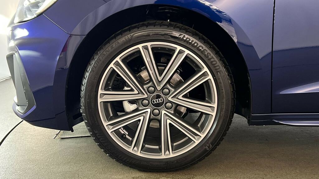 Audi A1 30 Tfsi S Line S Tronic FH75URR Blue #5
