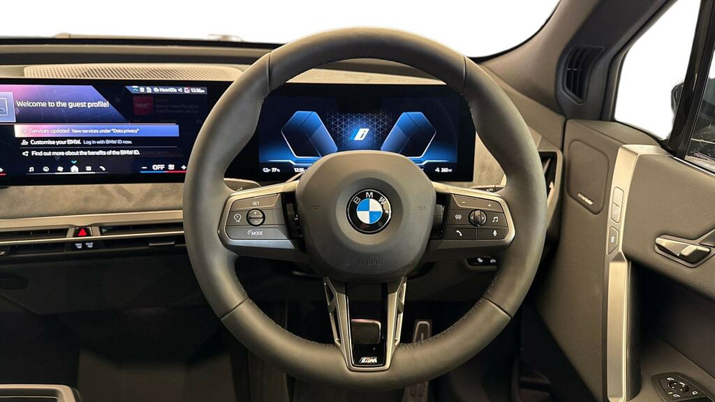 BMW iX 300Kw Xdrive45 M Sport 101Kwh CN26MXX Black #5