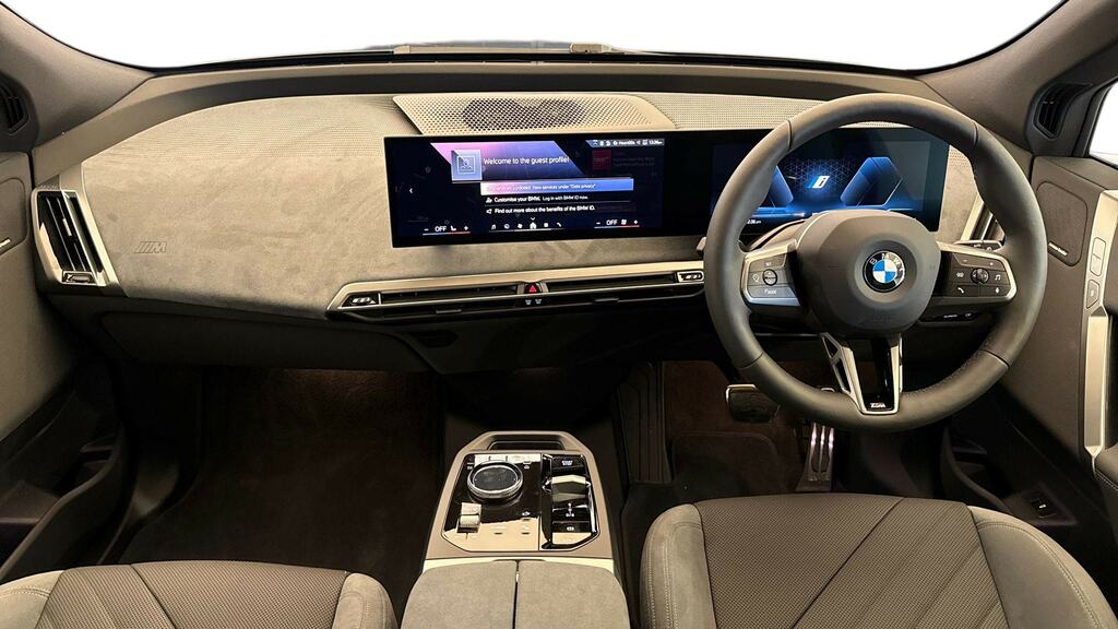 BMW iX 300Kw Xdrive45 M Sport 101Kwh CN26MXX Black #4