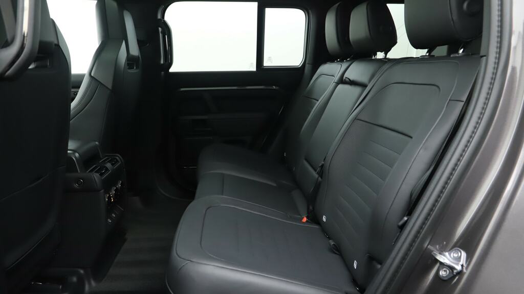 Land Rover Defender 110 4.4 P635 Octa 110 KS75XNU Grey #4