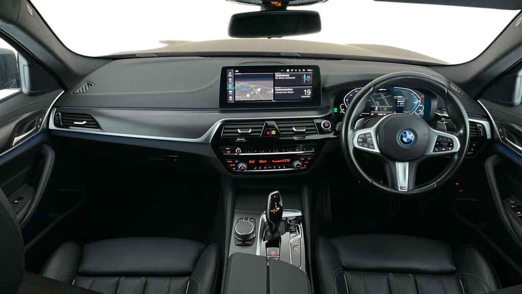 BMW 5 Series 530E Xdrive M Sport BG71GTF Blue #6