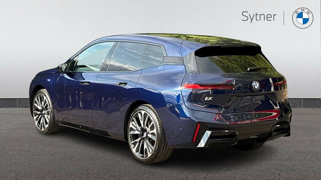 BMW iX 300Kw Xdrive45 M Sport 101Kwh Skylounge LK75SHX Blue #2