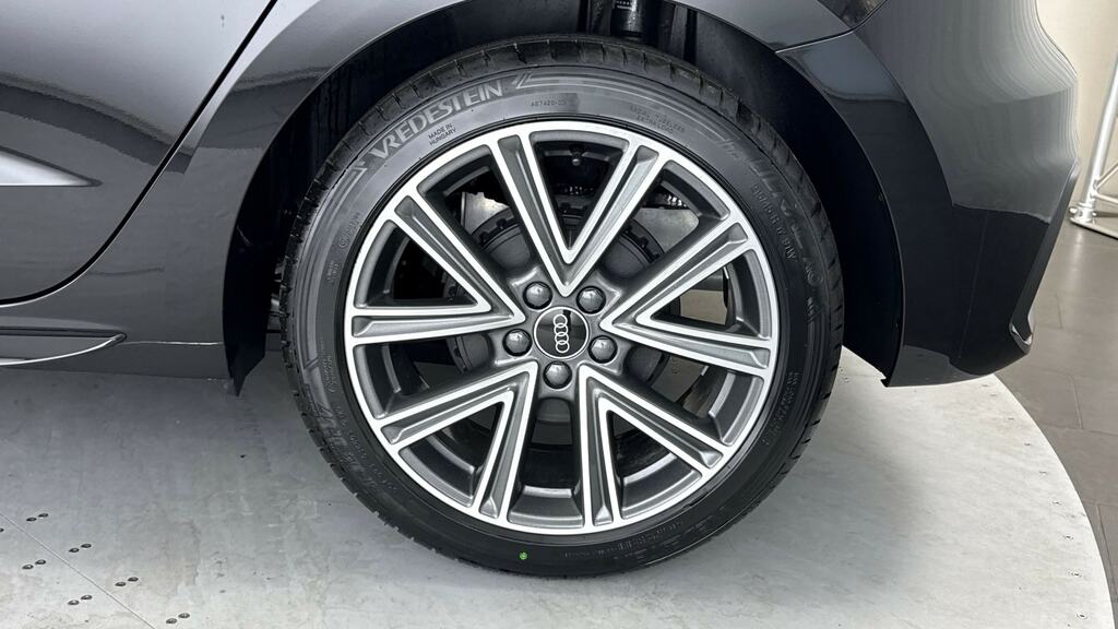 Audi A1 25 Tfsi S Line S Tronic LJ26VPG Black #5