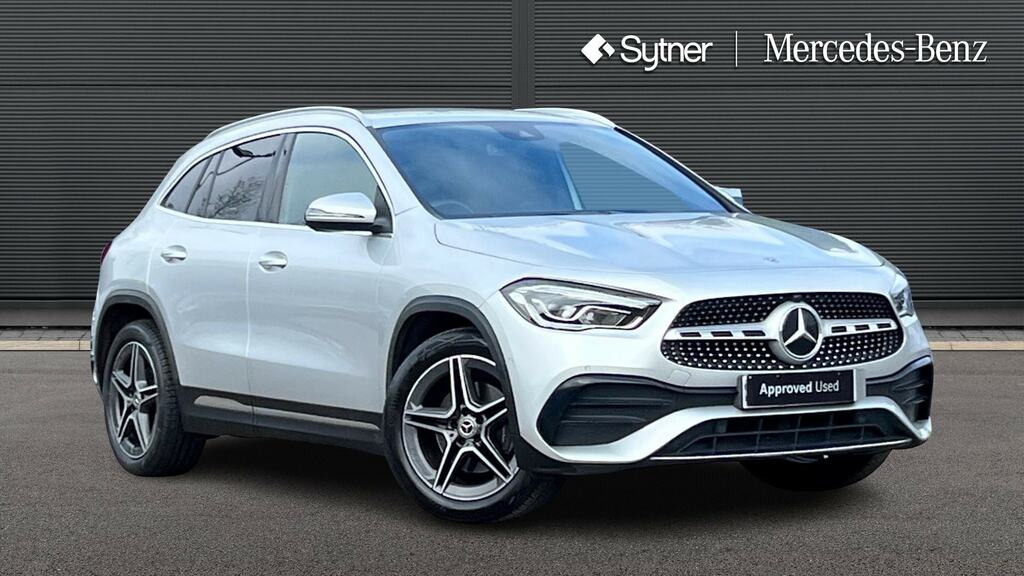 Mercedes-Benz GLA Class Gla 200D Amg Line Executive Silver
