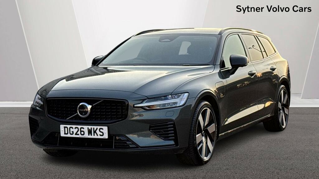 Volvo V60 2.0 T8 455 Phev Ultra Dark Awd DG26WKS Green #6