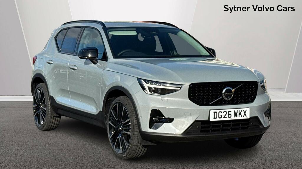 Volvo XC40 2.0 B3p Ultra Dark Grey