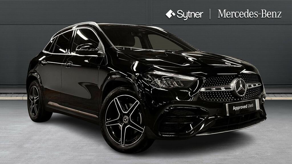 Mercedes-Benz GLA Class Gla 220D 4Matic Amg Line Executive Black