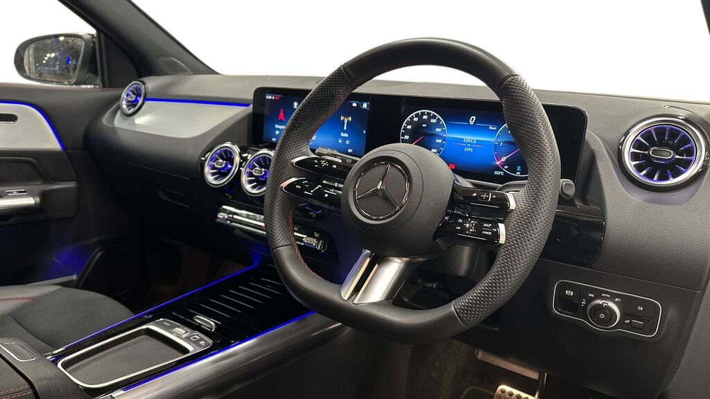 Mercedes-Benz GLA Class Gla 220D 4Matic Amg Line Executive KN75VYC Black #3