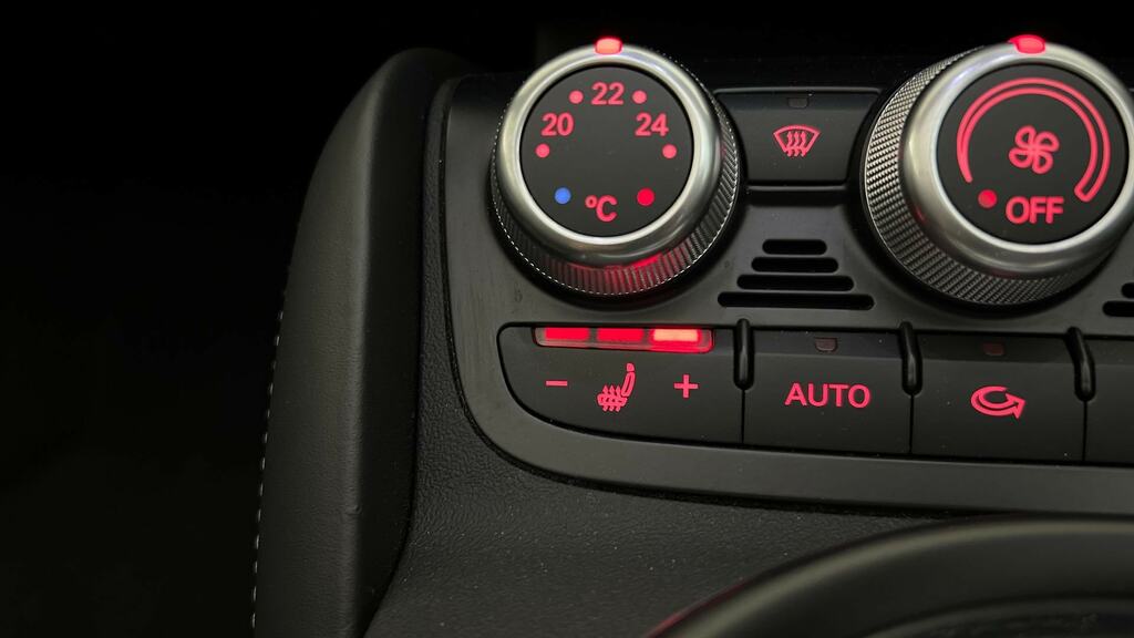 Audi R8 2012 5.2 Fsi V10 Spyder R Tronic Quattr Grey #37