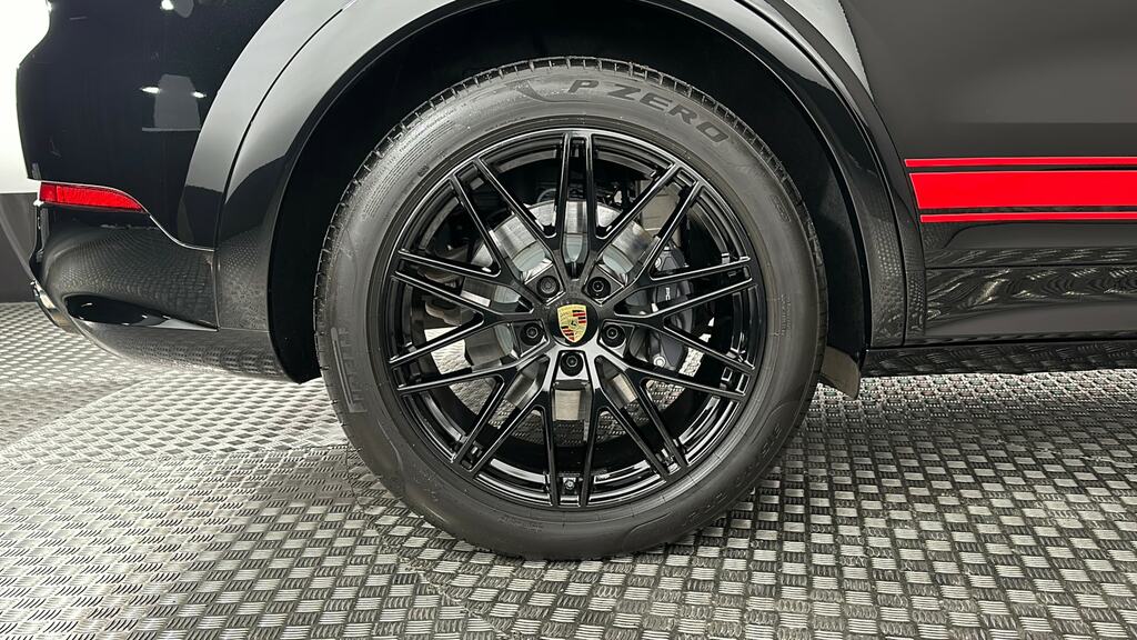 Porsche Cayenne E-hybrid Tiptronic S VX74OSA Black #6