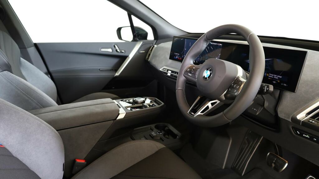 BMW iX 400Kw Xdrive60 M Sport 112Kwh FJ26OHC Black #6