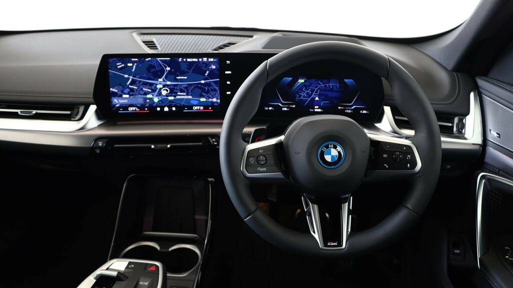 BMW iX1 230Kw Xdrive30 M Sport 65Kwh FJ26OFO Green #5