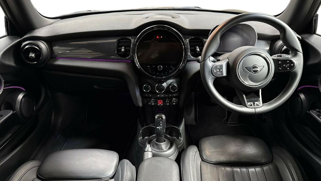 Mini Hatch 1.5 Cooper Exclusive Premium FG73ENX Black #4