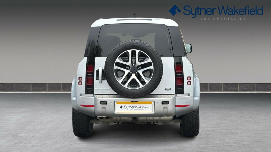Land Rover Defender 110 3.0 D250 Xs Edition 110 NU71UXM Silver #6