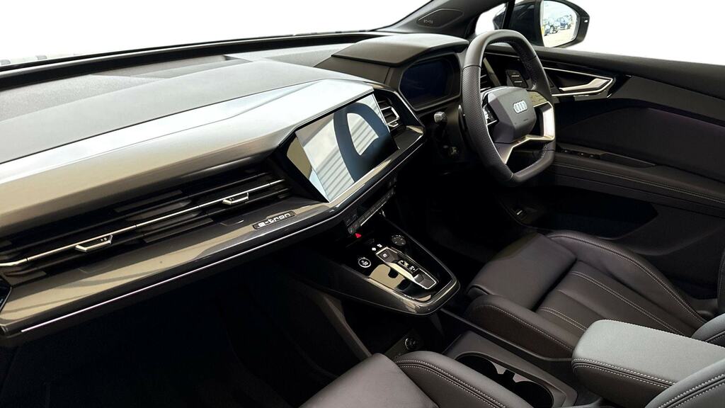 Audi Q4 E Tron 210Kw 45 82Kwh Black Edition Tech Pack YH26FTA Silver #2