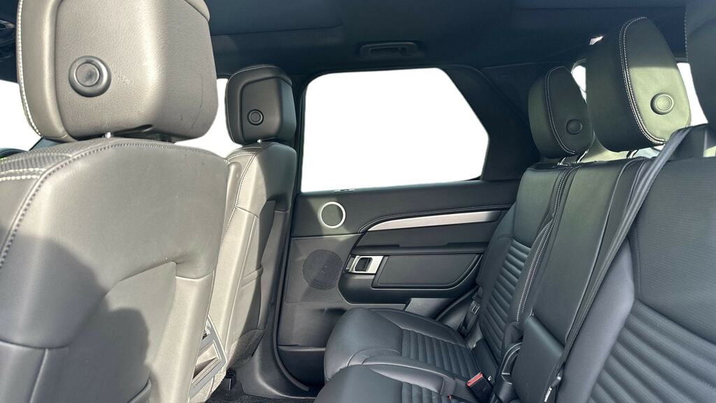 Land Rover Discovery 3.0 D350 Dynamic Se DE74SDO Black #4