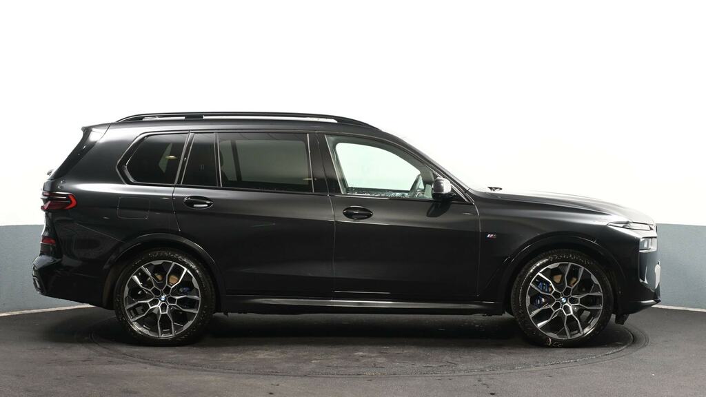 BMW X7 Xdrive40d Mht M Sport Step YH75EUU Black #3