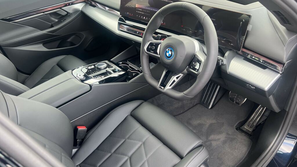 BMW i5 250Kw Edrive40 M Sport 84Kwh Tech VO26WDX Black #6