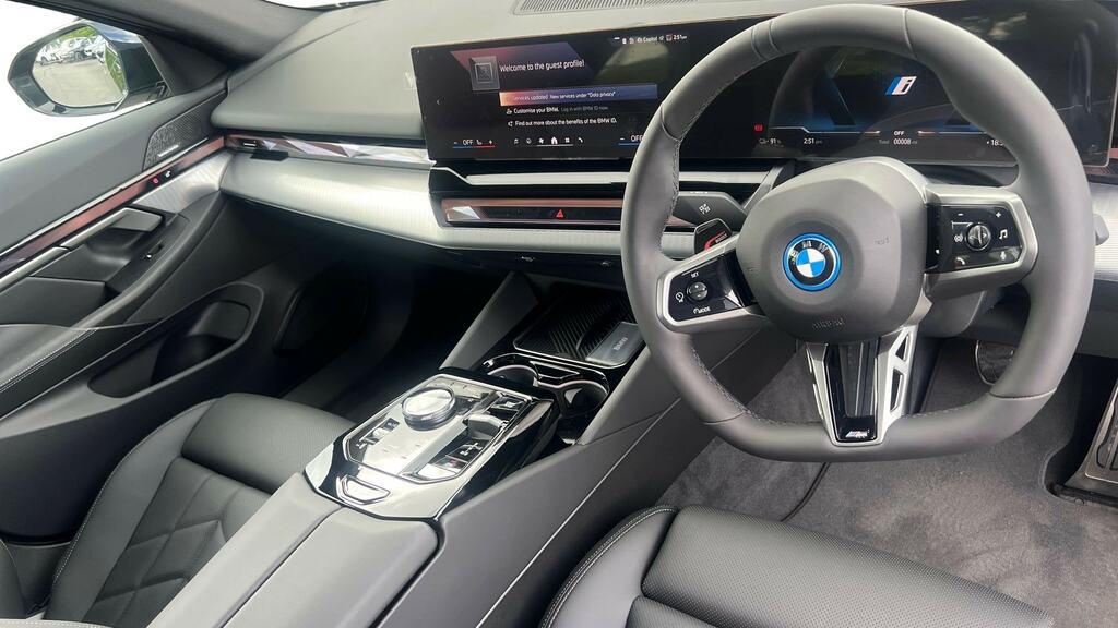 BMW i5 250Kw Edrive40 M Sport 84Kwh Tech VO26WDX Black #4