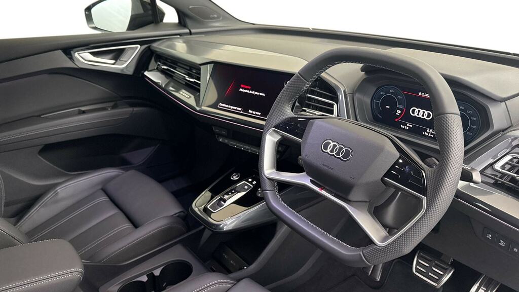 Audi Q4 E Tron 150Kw 40 63Kwh Black Edition Tech Pack LJ26VRZ Grey #6