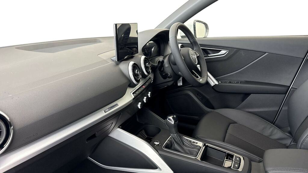 Audi Q2 35 Tfsi S Line S Tronic LJ26VRU White #2