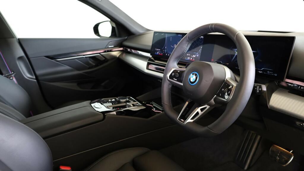BMW 5 Series 550E Xdrive M Sport Pro Tech Plus YK25JRF Black #6