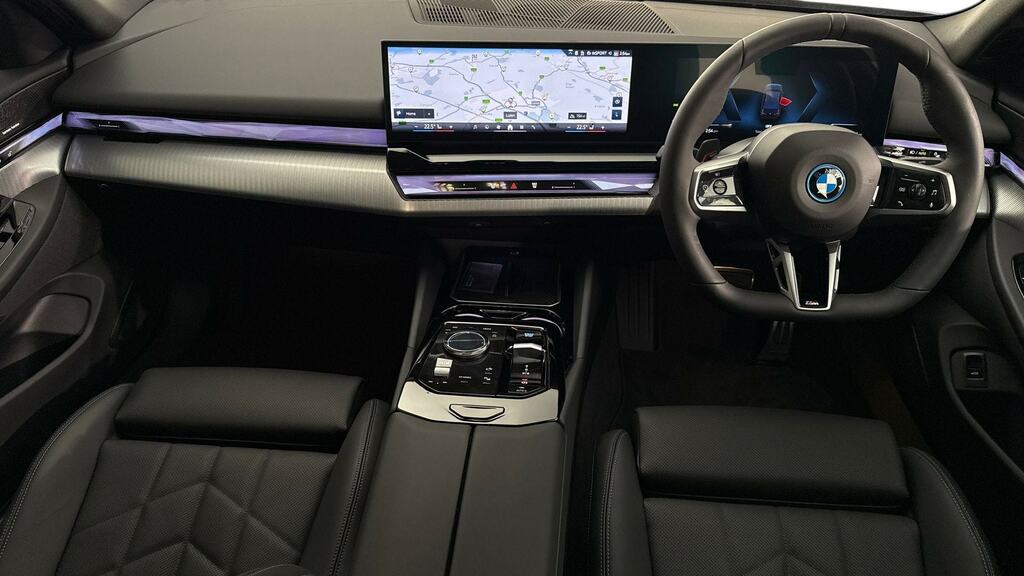 BMW i5 250Kw Edrive40 M Sport 84Kwh KM26DME Black #4