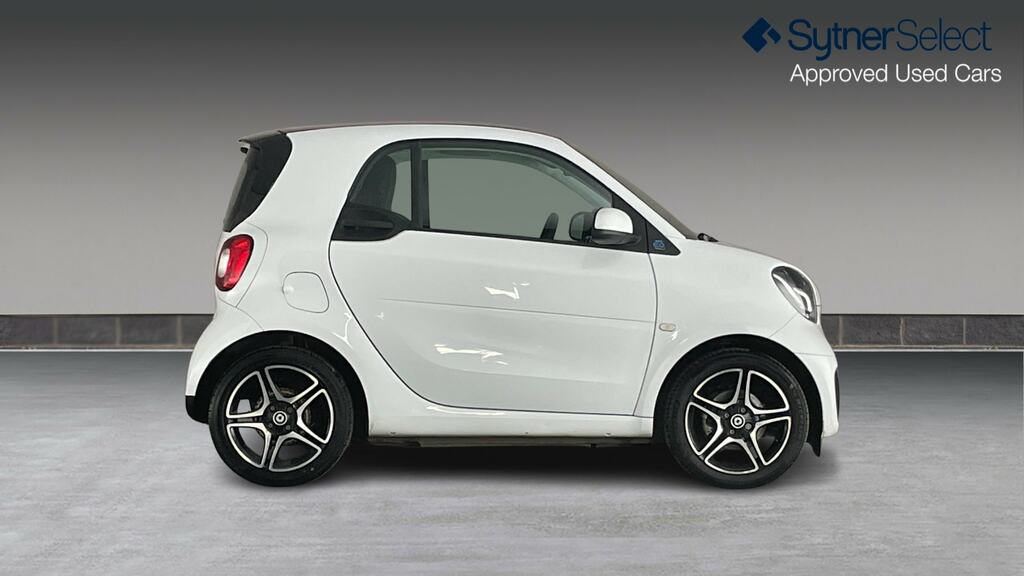 Smart Fortwo Coupe 60Kw Eq Premium 17Kwh 22Kwch SN71TZW White #3