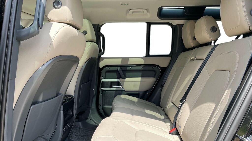 Land Rover Defender 110 3.0 D250 Xs Edition 110 WG22TFU Black #4