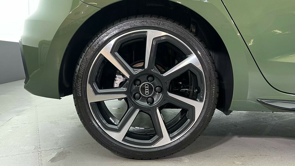 Audi A1 35 Tfsi Black Edition S Tronic FL26RVA Green #5