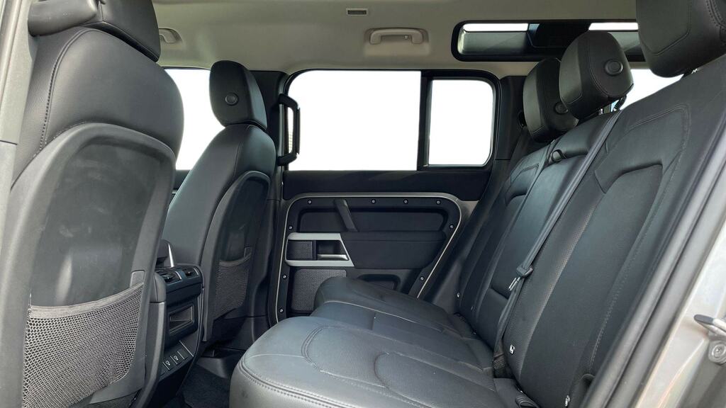 Land Rover Defender 110 3.0 D250 Xs Edition 110 WJ72CUW Silver #4