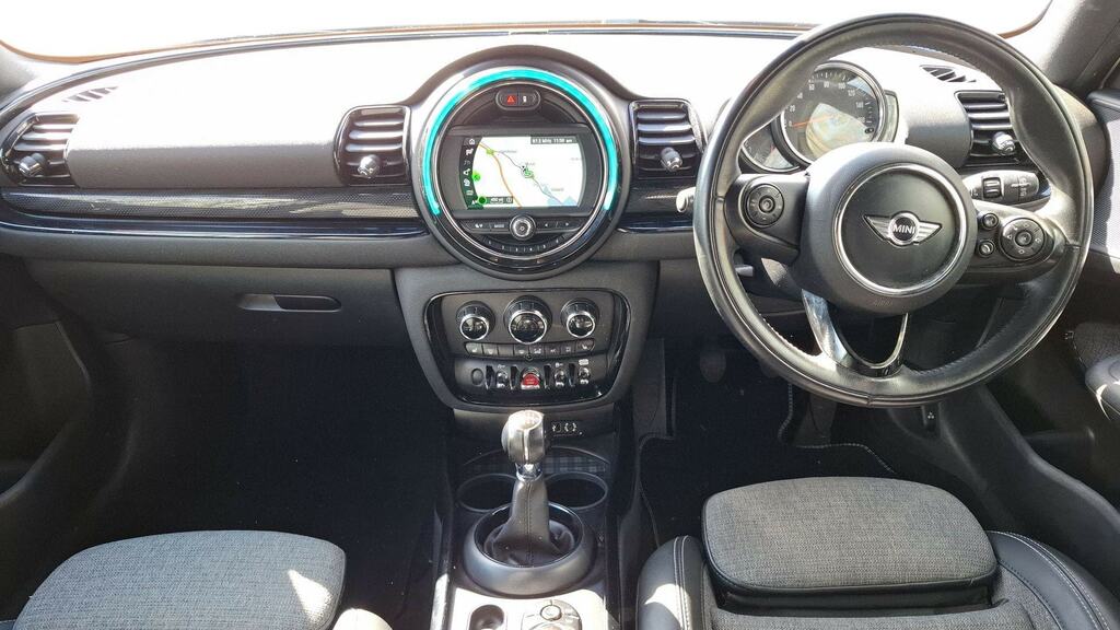 Mini Clubman 1.5 Cooper 6Dr Chili Pack AF18EVY White #4