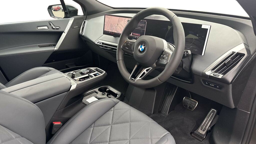 BMW iX 300Kw Xdrive45 M Sport 101Kwh Skylounge DX26JXJ Black #6