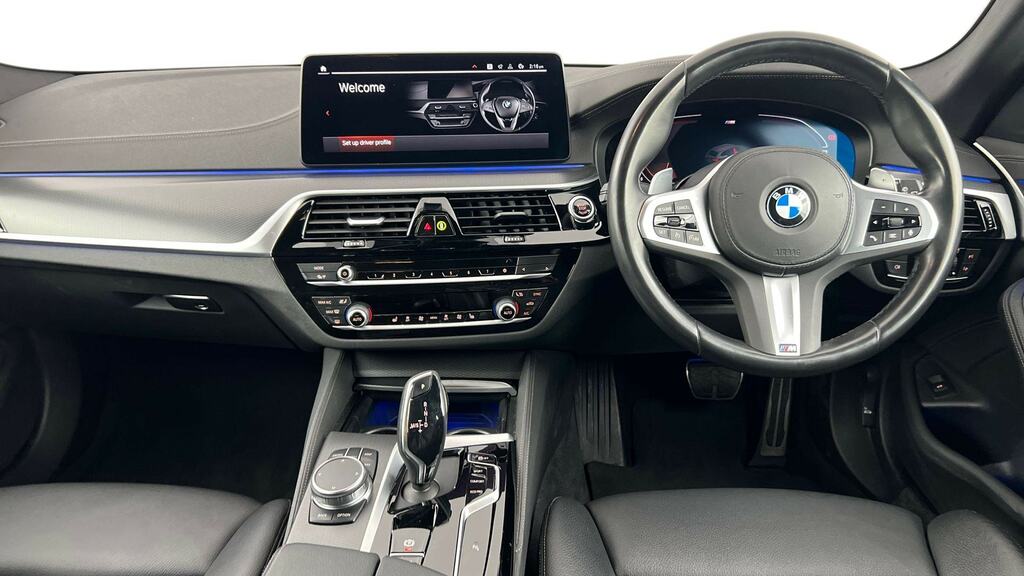 BMW 5 Series 520D Mht M Sport Step Black #4