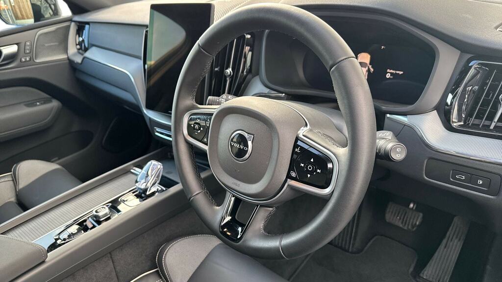 Volvo XC60 2.0 T6 350 Phev Plus Black Ed Awd Geartronic DE26OFO Black #5