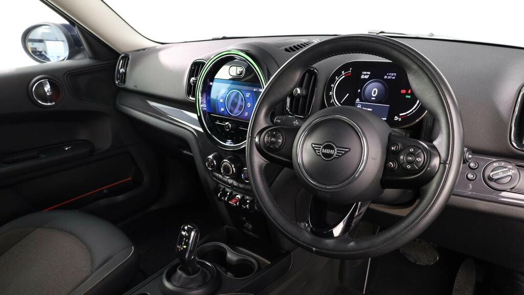 Mini Countryman 1.5 Cooper Classic SA21HHX Black #6