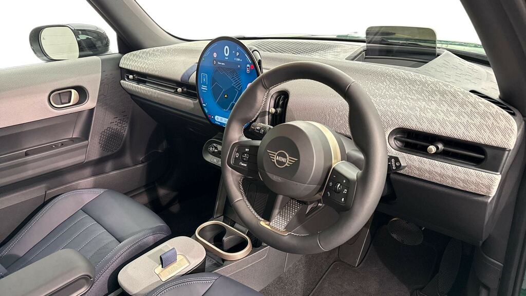 Mini Hatch 1.5 C Exclusive YL25UCZ Green #6