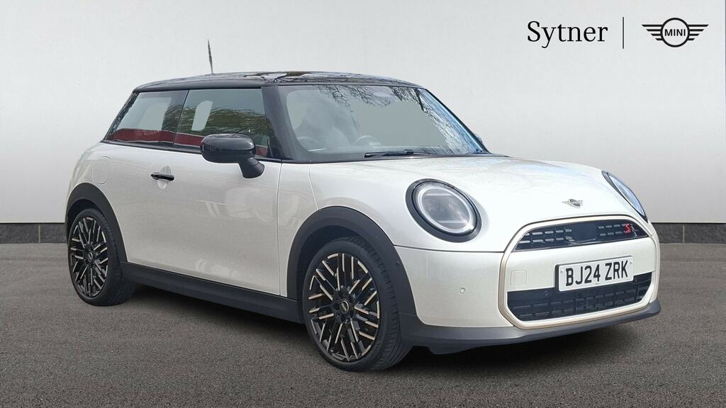 Mini Hatch 2.0 S Exclusive White