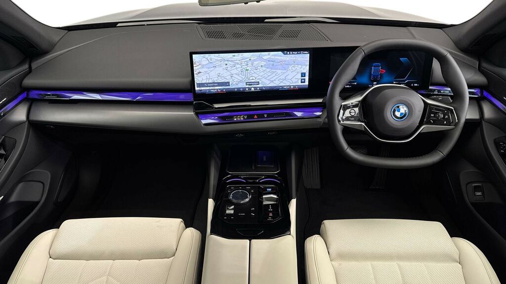 BMW i5 250Kw Edrive40 Sport Edition 84Kwh Cmf BX26OCF Blue #4