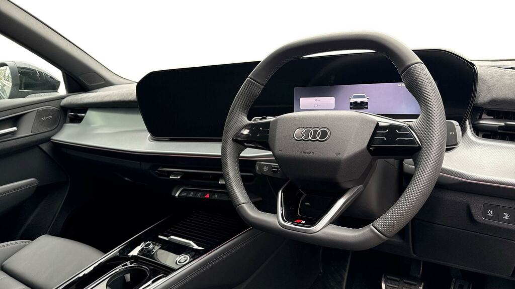 Audi Q3 1.5 Tfsi S Line S Tronic Soundvision Pack YH26LKP Black #6
