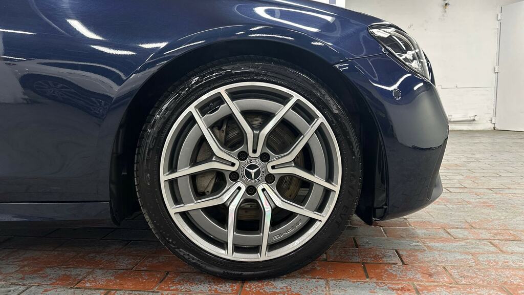 Mercedes-Benz E Class E220d 200 Amg Line Premium 9G-tronic KN23WNL Blue #5