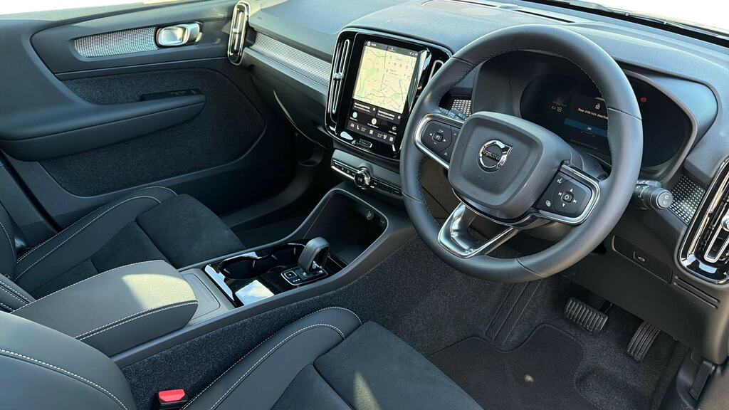 Volvo EX40 185Kw Extended Range Plus 78Kwh MA26EOF Black #5